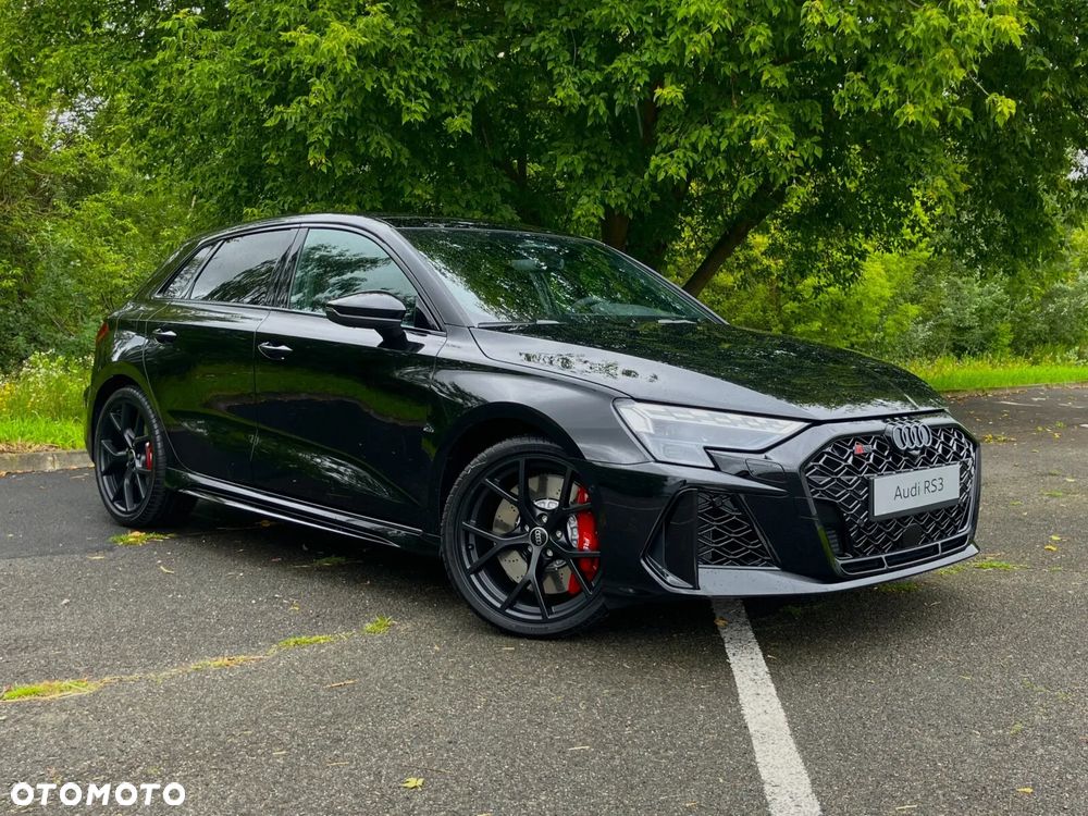 Audi RS3 Sportback - 1