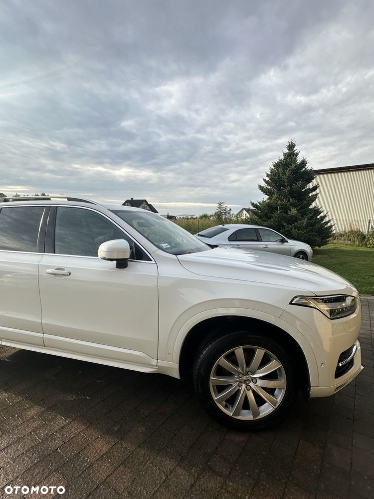 Volvo XC 90 D5 SCR AWD Momentum - 10