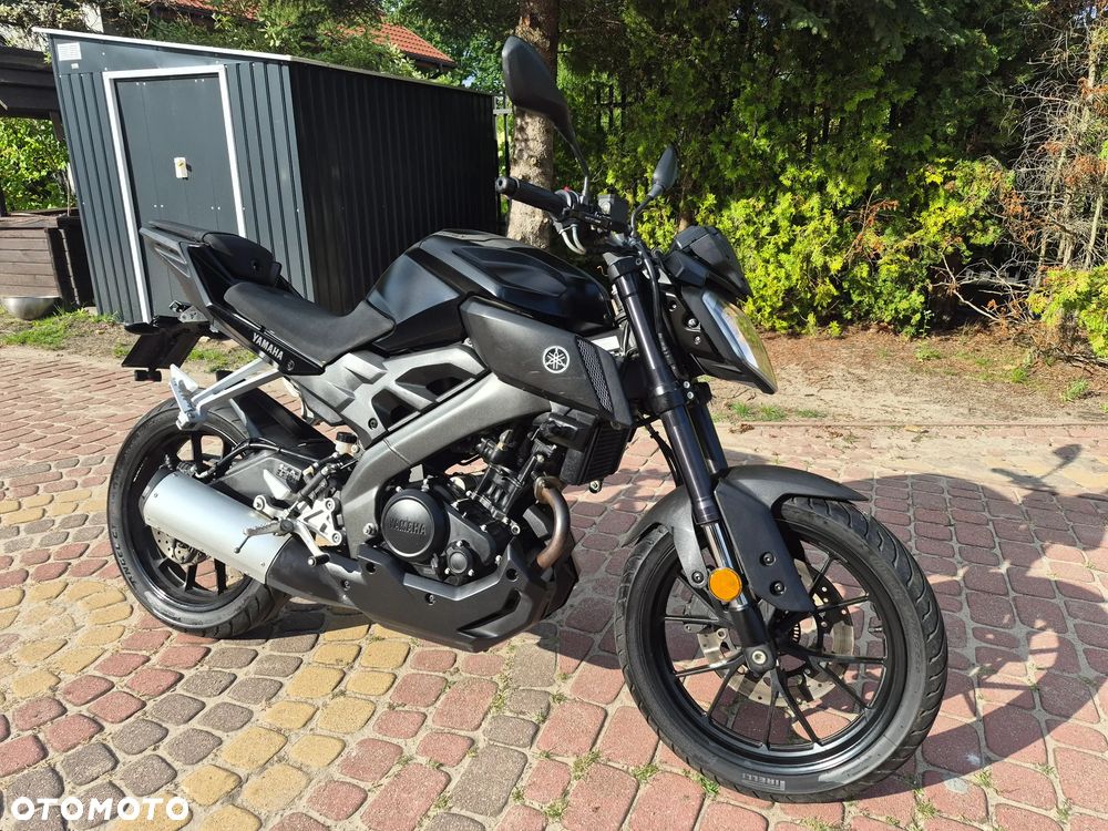 Yamaha MT - 4