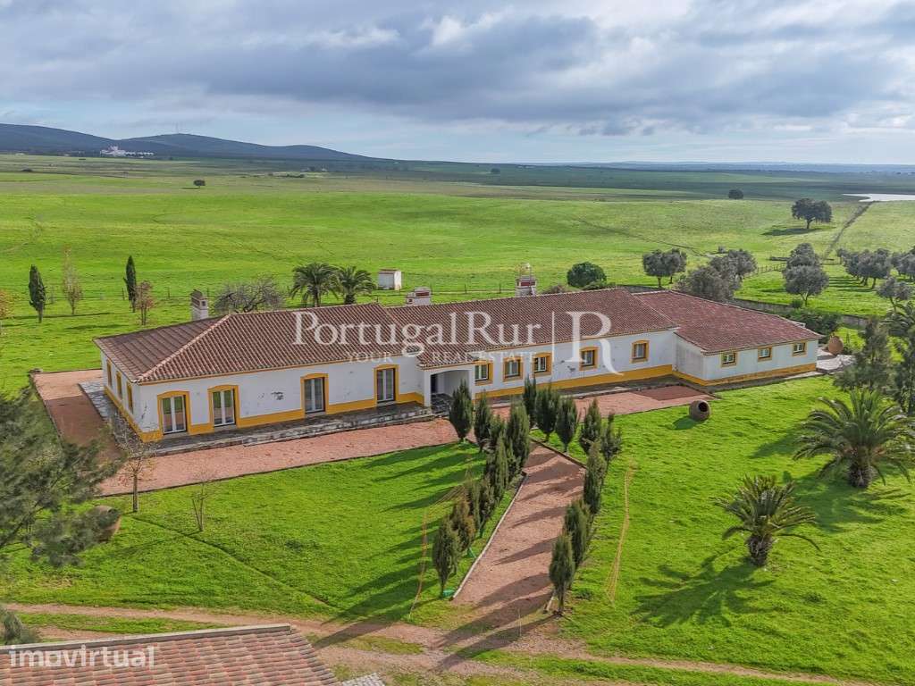 Herdade com 56 Hectares com vocação para Residência de Charme e ou ... - Grande imagem: 5/60