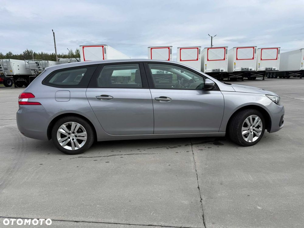 Peugeot 308 - 3