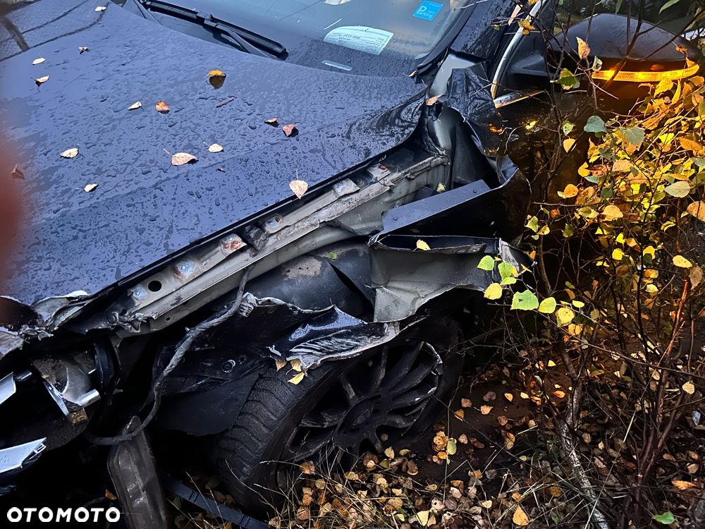 Volkswagen Passat 2.0 TDI DSG BlueMotion Technology Comfortline - 10