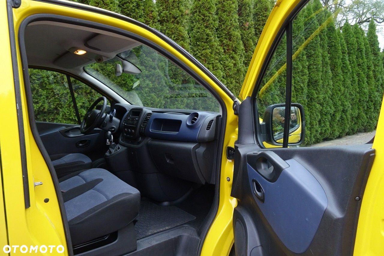Opel Vivaro - 28