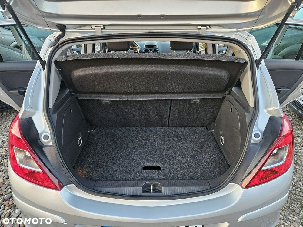 Opel Corsa - 20
