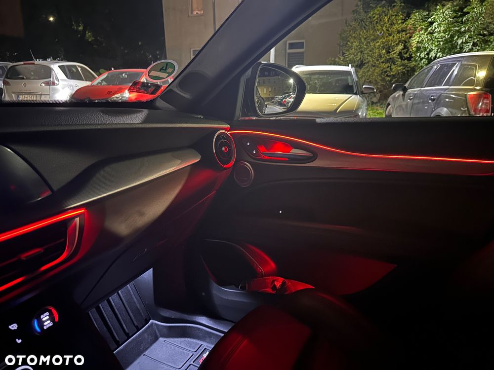 Alfa Romeo Stelvio 2.0 Turbo B-Tech Edition Q4 - 13