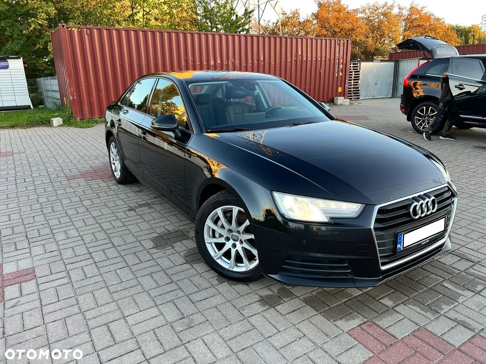 Audi A4 Limousine
