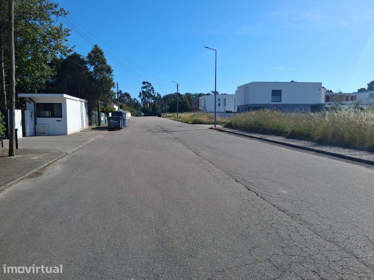 Lote de terreno urbano em Ovar com 593,5 m² - Grande imagem: 3/6