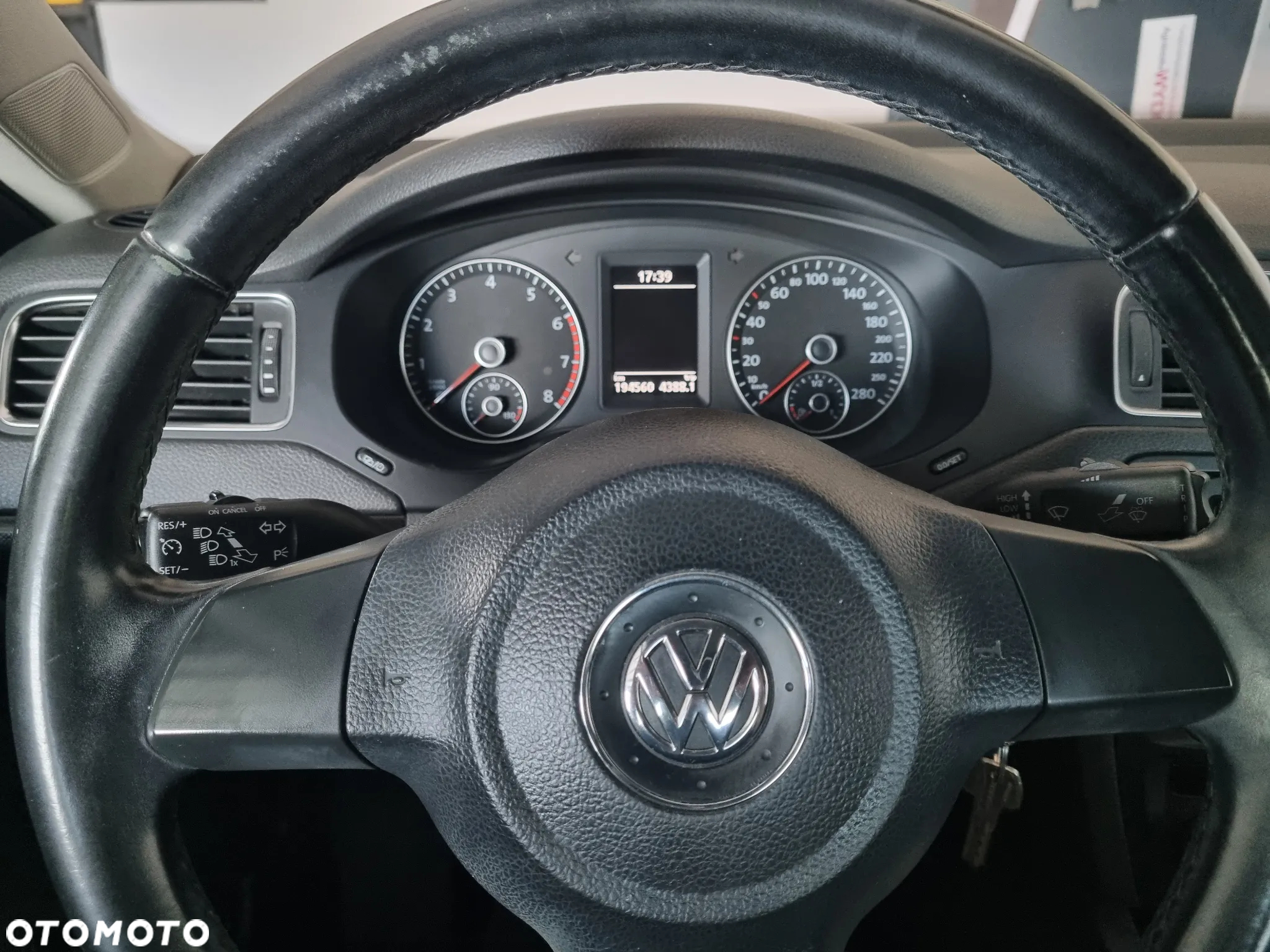 Volkswagen Jetta 1.2 TSI Comfortline - 7