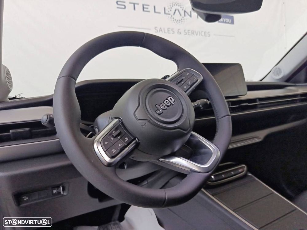 Jeep Avenger 1.2 e-Hybrid Altitude DCT - 12