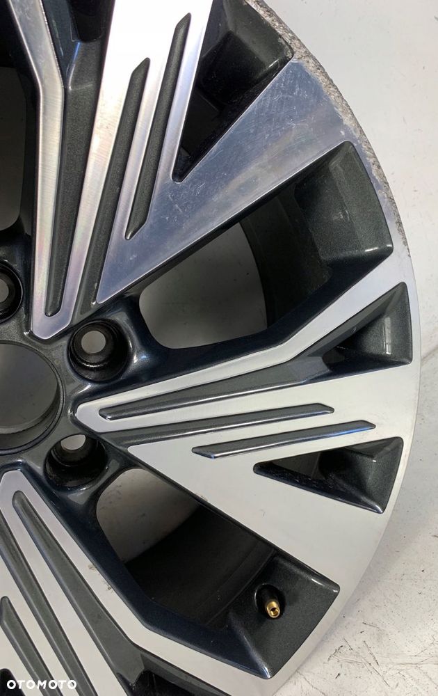 FELGA AUDI Q4 E-TRON 19 CALI 8J ET45 89A601025C - 5