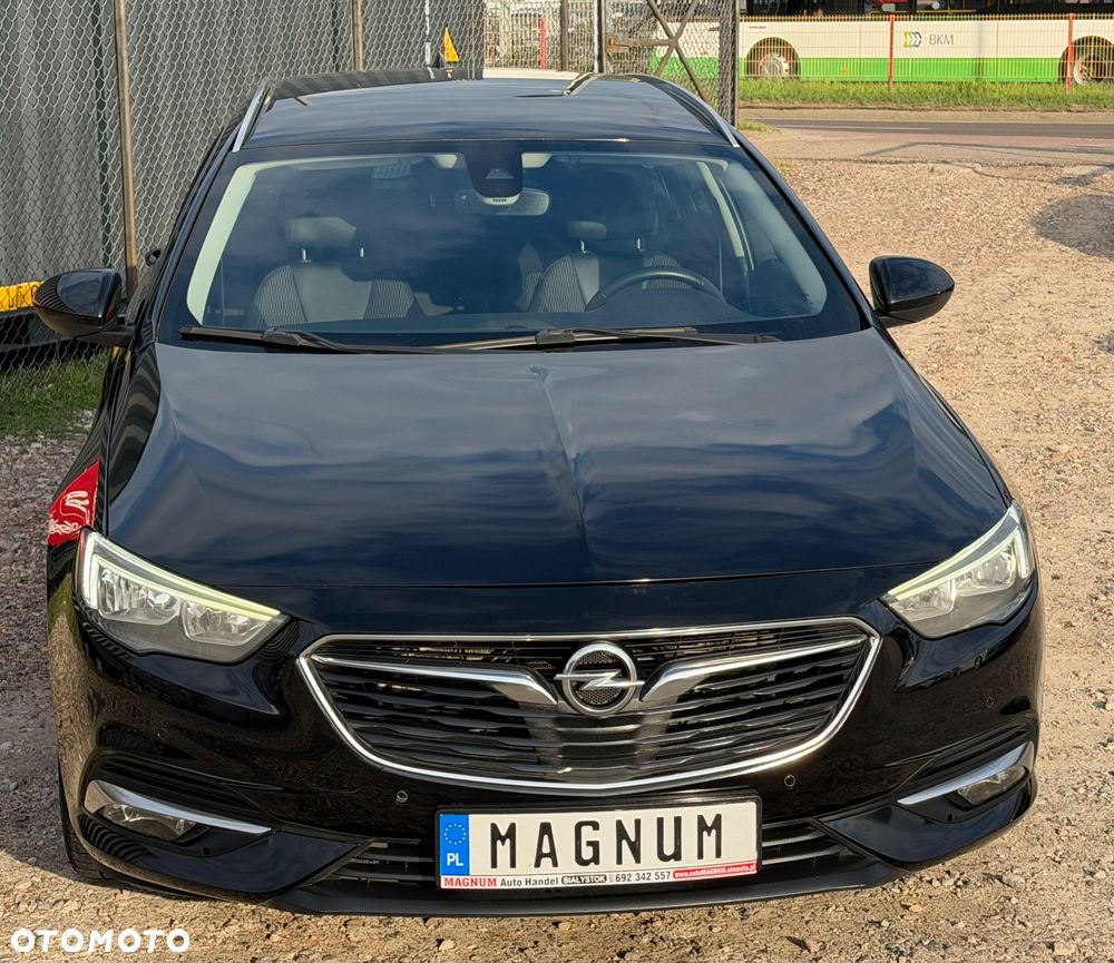 Opel Insignia - 22