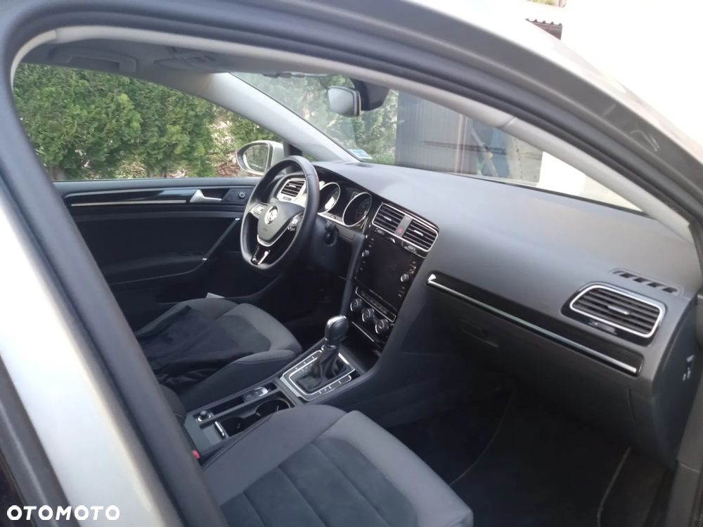 Volkswagen Golf 1.5 TSI BMT Evo Highline DSG - 8