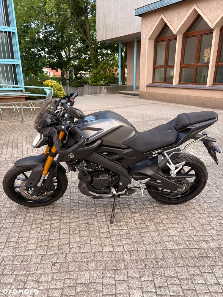 Yamaha MT - 2