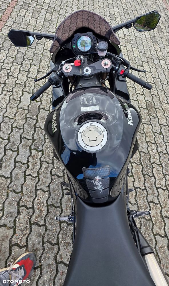 Kawasaki ZXR - 16
