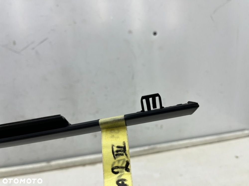 Listwa Mazda 2 III DJ DL 14r.- NOWA lewa tylna listwa zgarniająca uszczelka zewnętrzna drzwi - 11