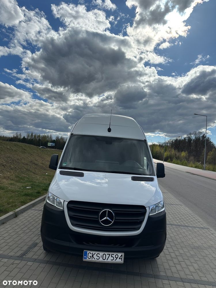 Mercedes-Benz Sprinter - 5