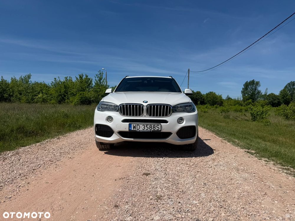 BMW X5 xDrive50i Sport-Aut - 4