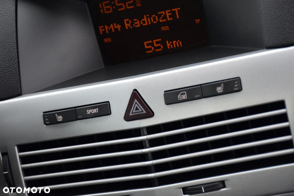 Opel Astra 1.8 Sport - 19