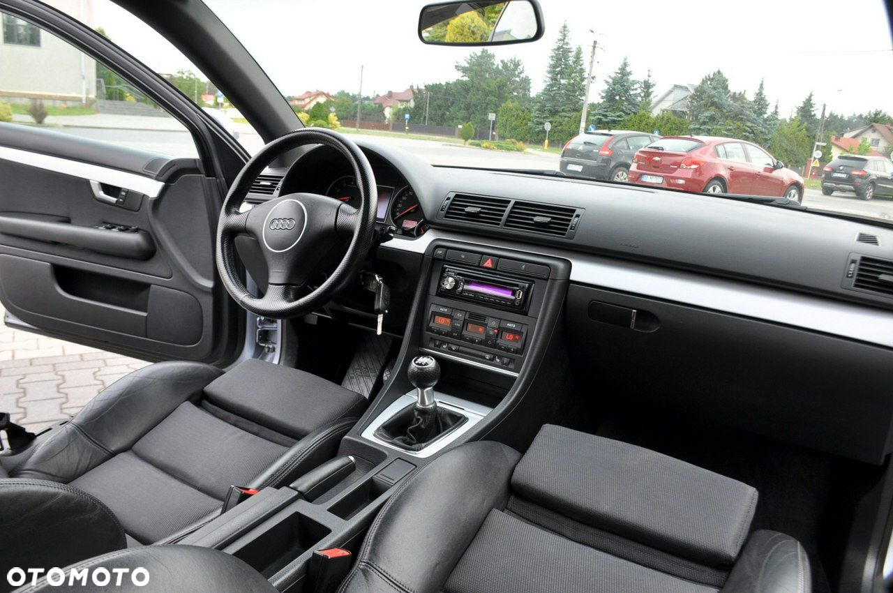 Audi A4 - 25