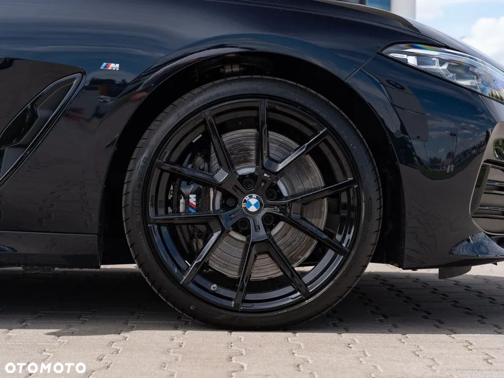 BMW Seria 8 - 4