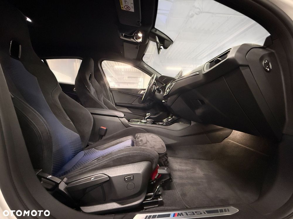 BMW Seria 1 M135i xDrive - 29