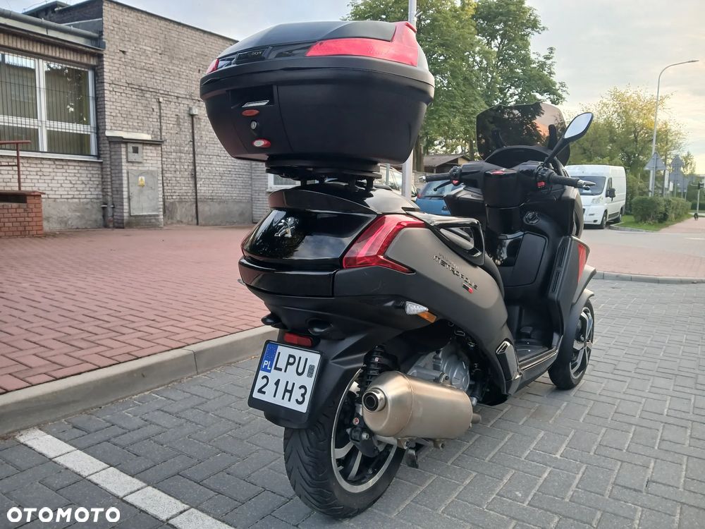Peugeot Metropolis - 22