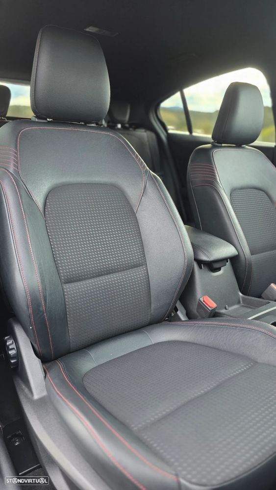 Ford Focus 1.5 EcoBlue S&S Aut. ST-LINE STYLE - 23