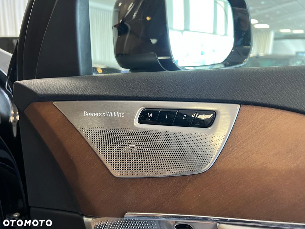 Volvo XC 90 T8 AWD Plug-In Hybrid Inscription 7os - 7