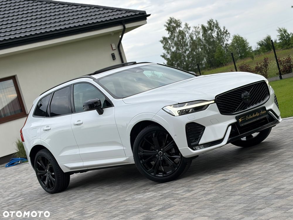 Volvo XC 60 B5 B AWD Plus Black Edition - 12