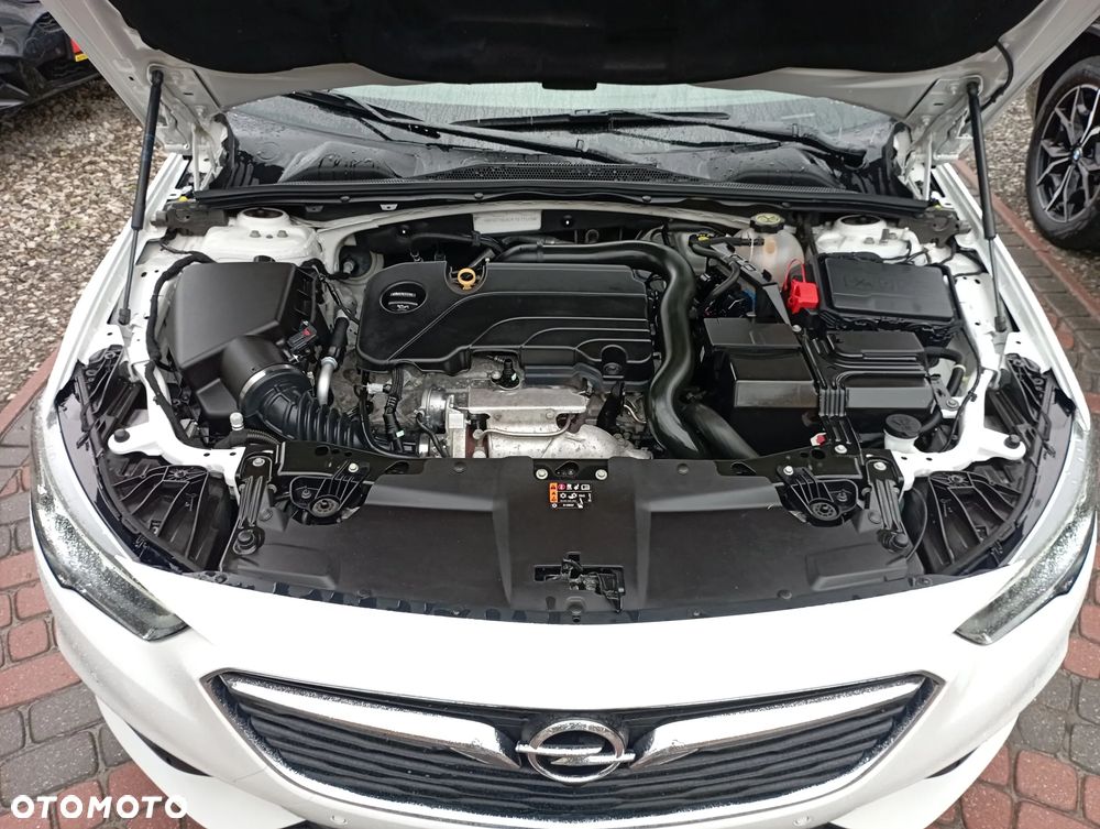 Opel Insignia CT 1.5 T Exclusive S&S - 34