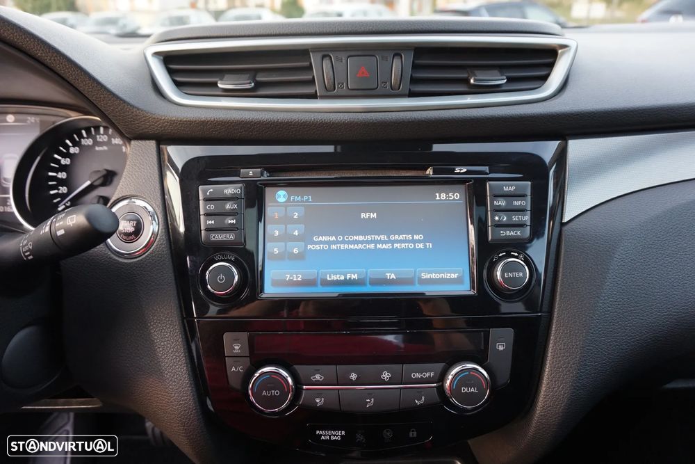 Nissan Qashqai 1.6 dCi N-Connecta 18 Xtronic - 30