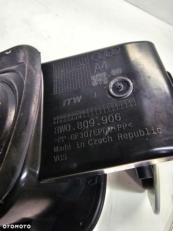 KLAPKA WLEWU PALIWA AUDI A4 B9 8W0809906A LS9R - 6