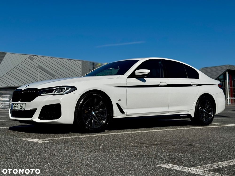 BMW Seria 5 520d M Sport - 2