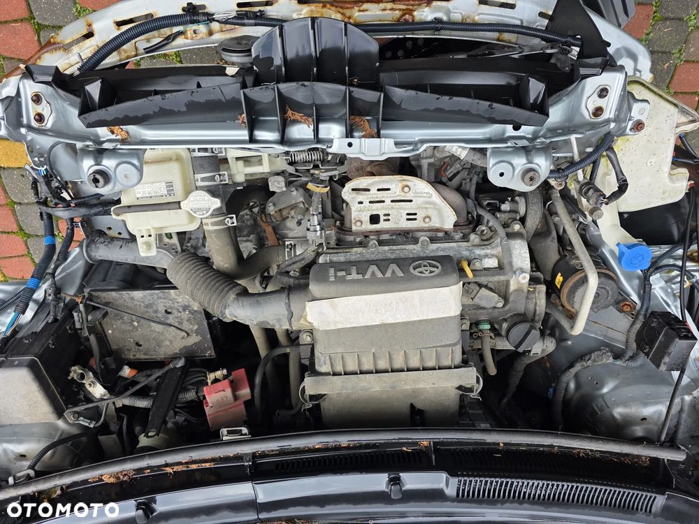 Toyota Yaris 1.3 VVT-i Sol - 6