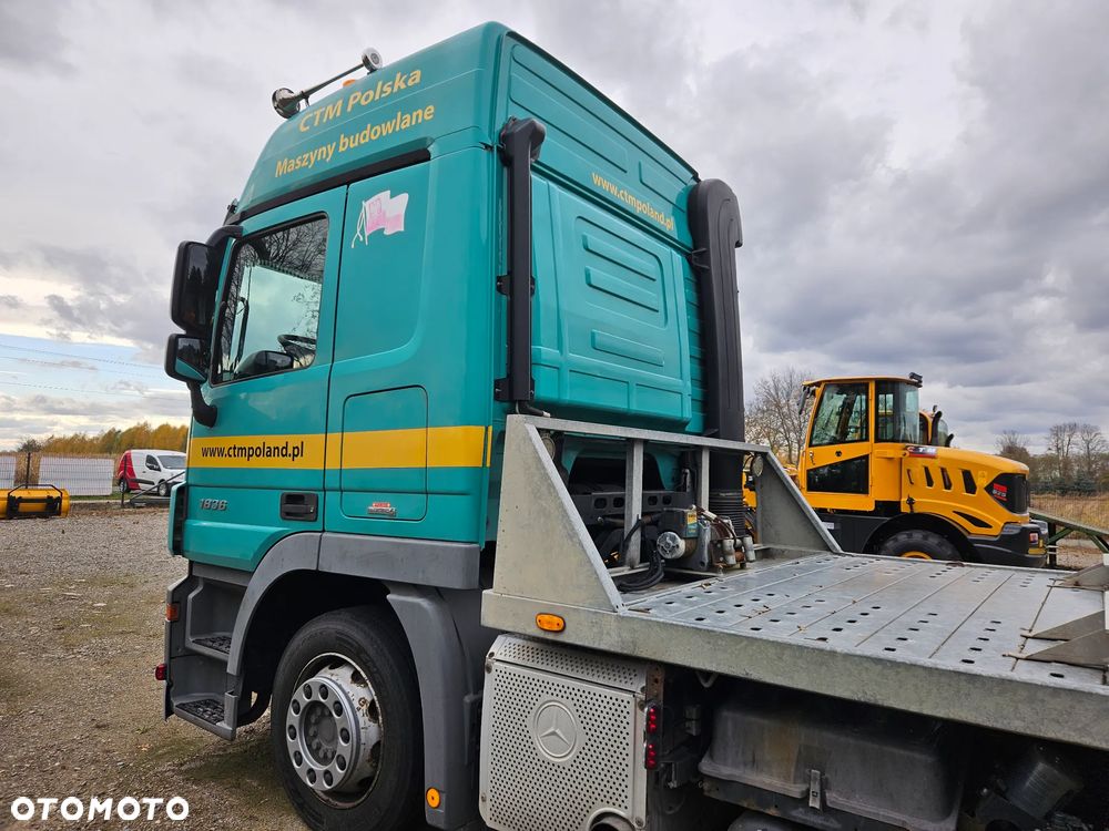 Mercedes-Benz Actros - 38
