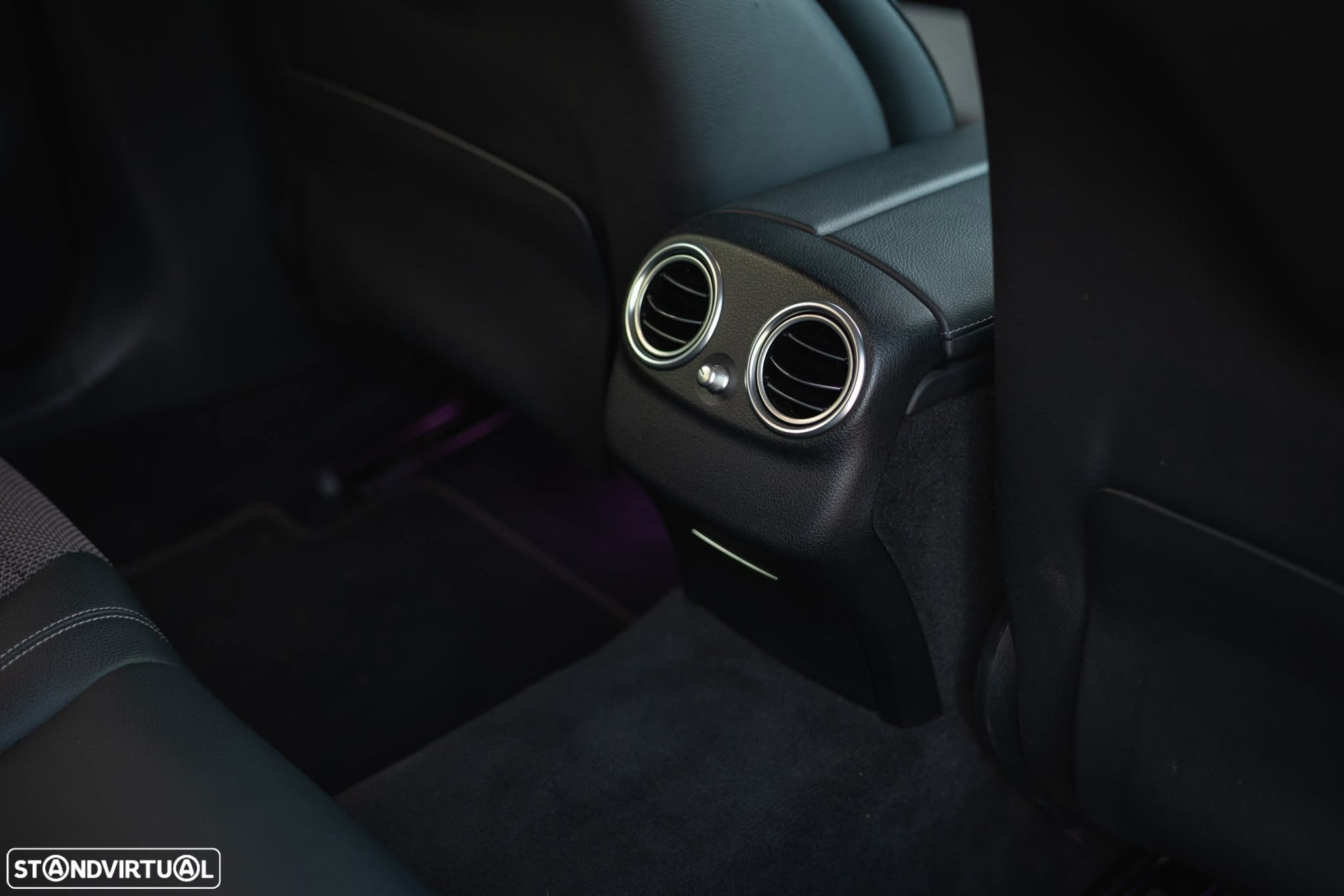 Mercedes-Benz E 300 de Avantgarde - 35