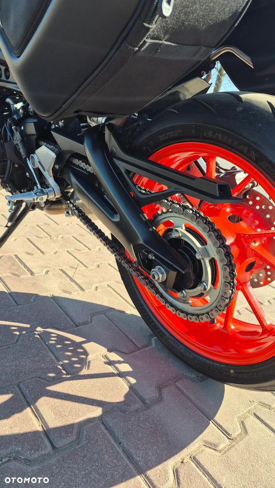 Yamaha MT - 9
