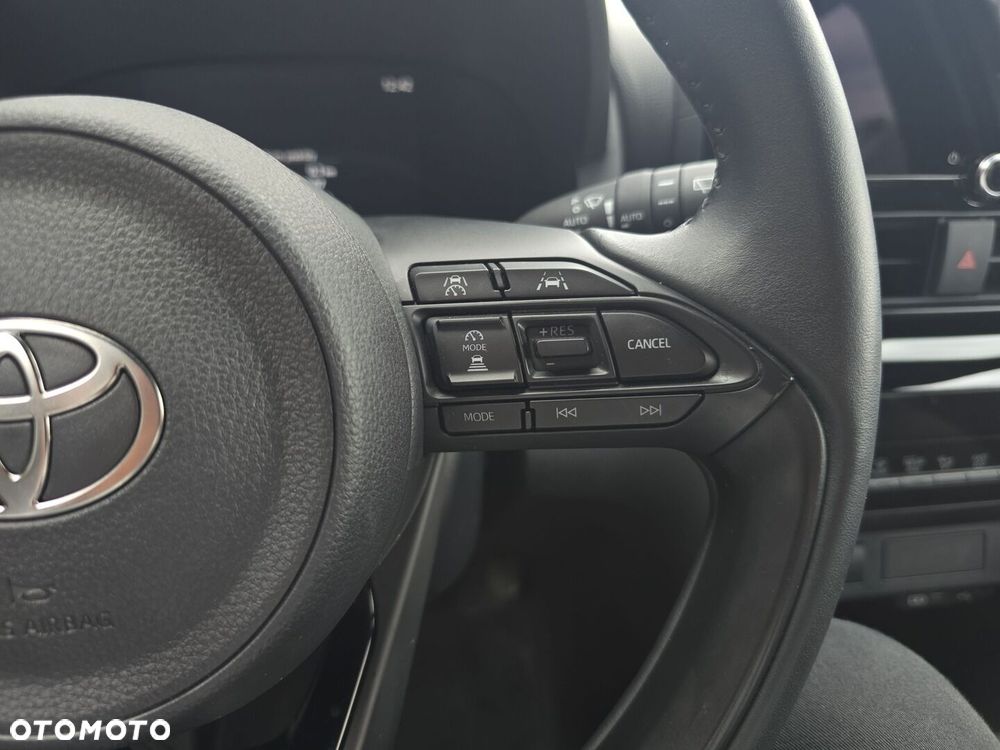 Toyota Yaris Cross Hybrid 1.5 Style - 30