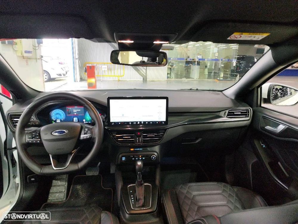 Ford Focus 1.0 EcoBoost MHEV ST-Line X Aut. - 3