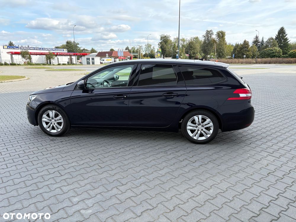Peugeot 308 1.6 BlueHDi Allure S&S - 9