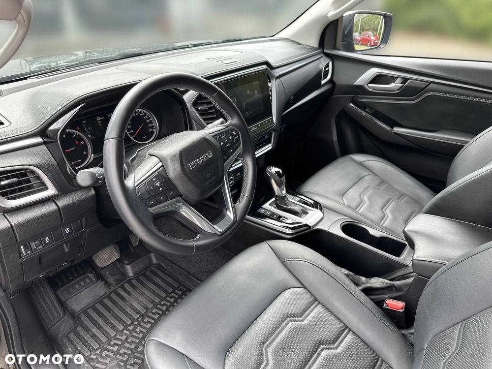 Isuzu D-Max - 10