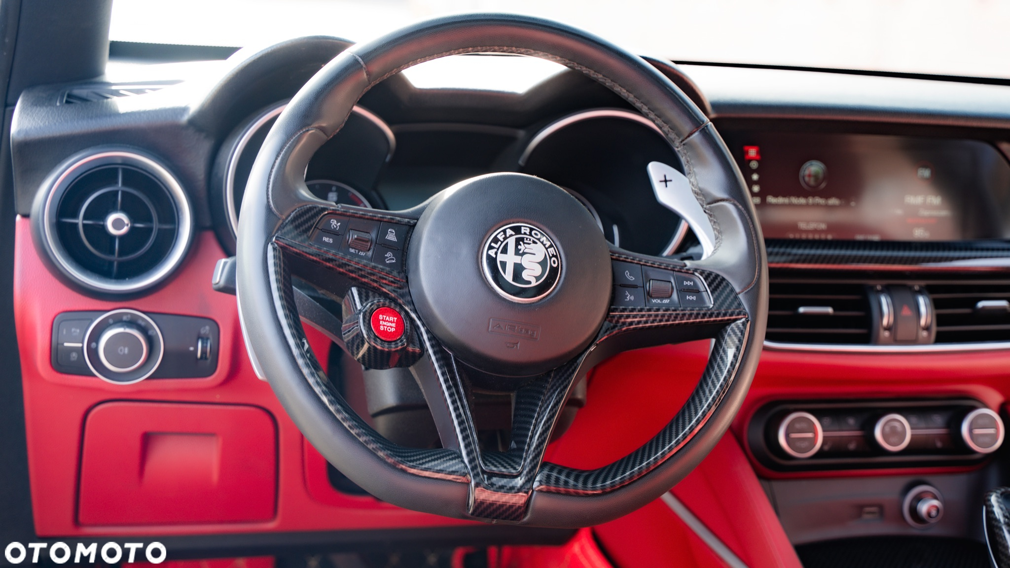 Alfa Romeo Stelvio 2.0 Turbo 16V AT8-Q4 Veloce Ti - 25