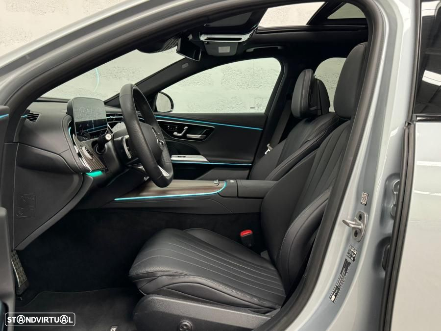 Mercedes-Benz E 300 de AMG Line - 4