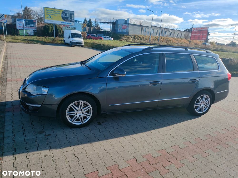 Volkswagen Passat 2.0 TDI DPF Comfortline DSG - 1