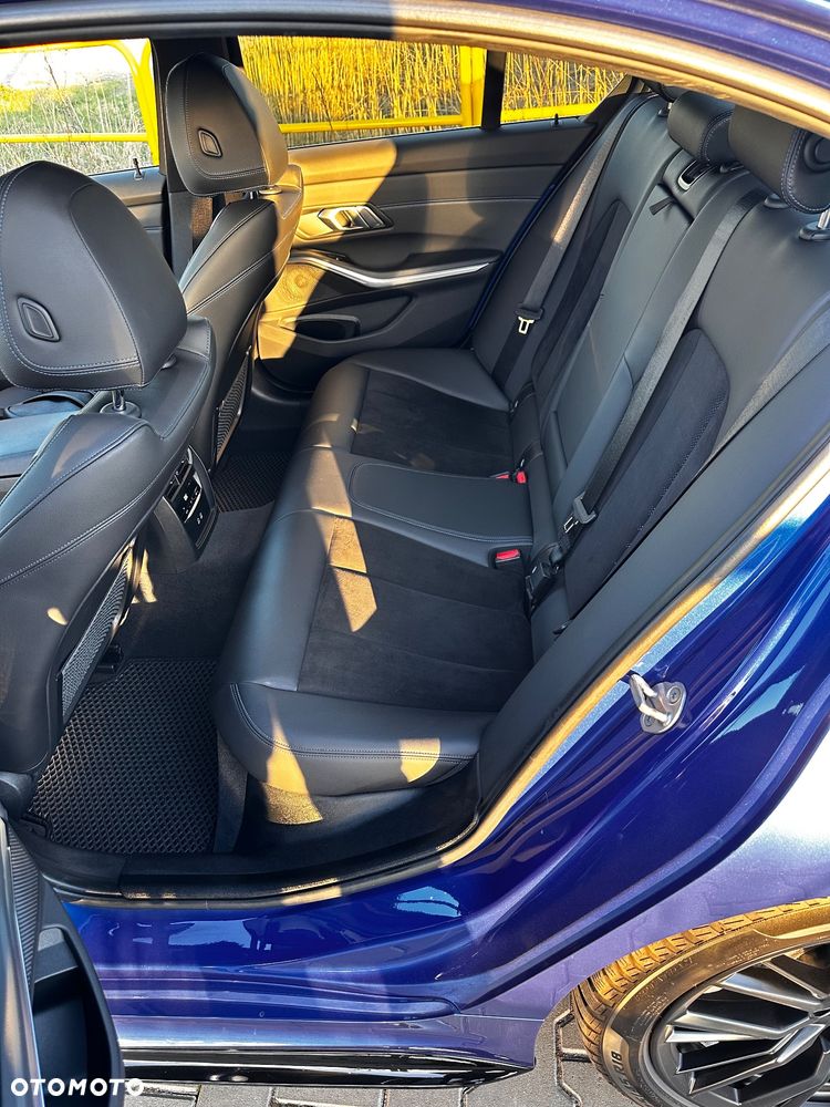 BMW Seria 3 330d mHEV M Sport sport - 13
