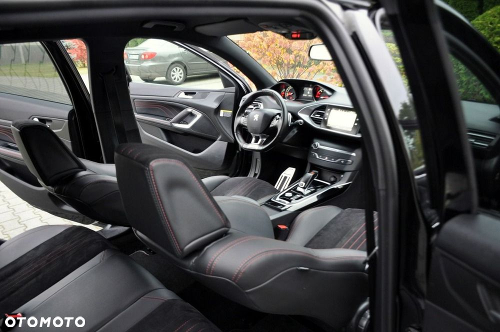 Peugeot 308 - 24