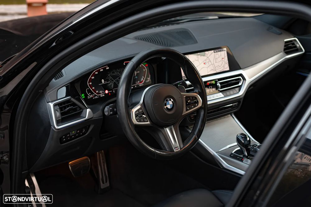 BMW 320 d Pack M Auto - 14