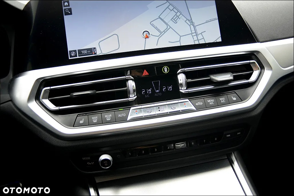BMW Seria 3 320d xDrive M Sport sport - 30