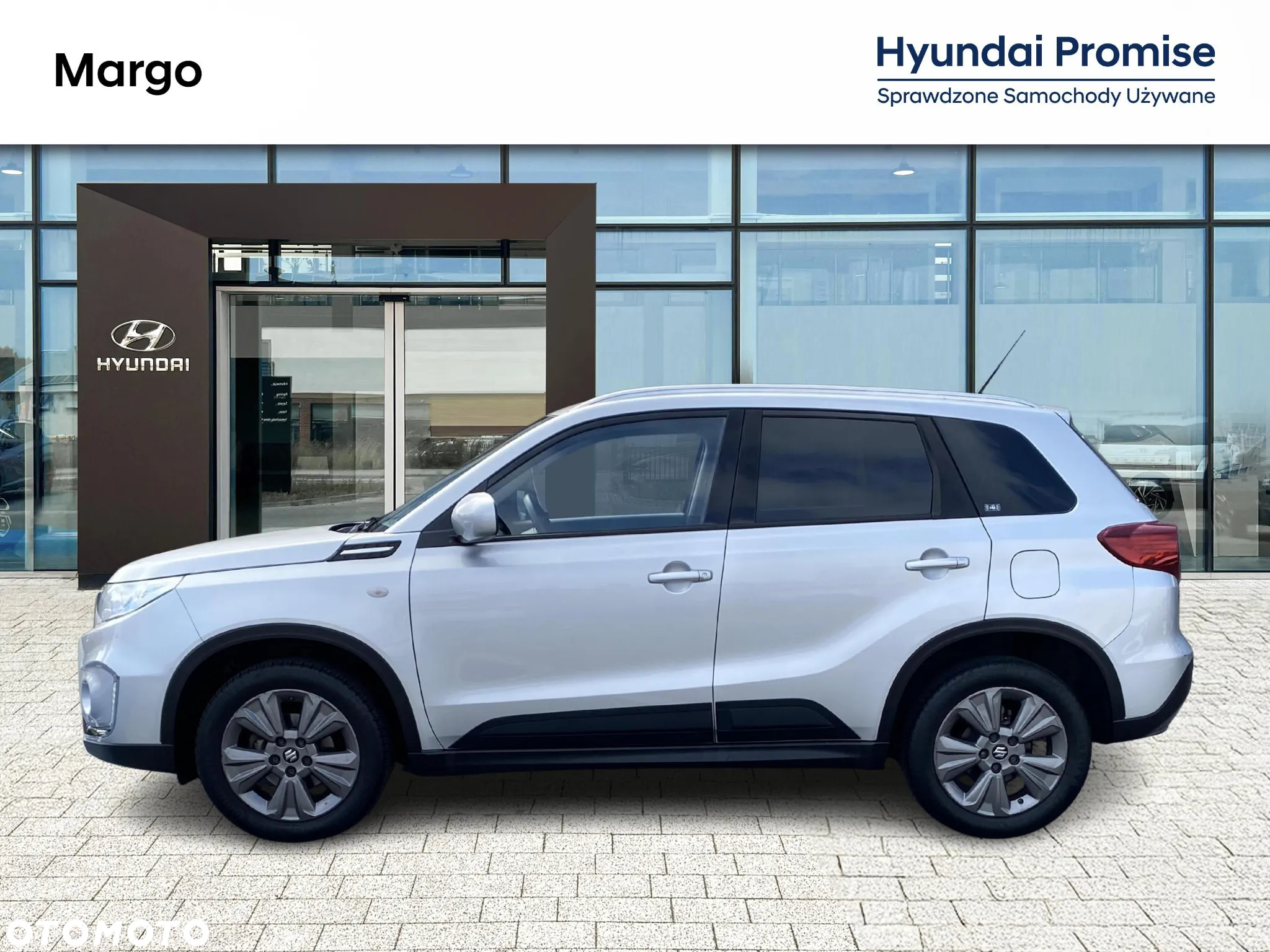 Suzuki Vitara 1.0 Boosterjet Premium 2WD - 12