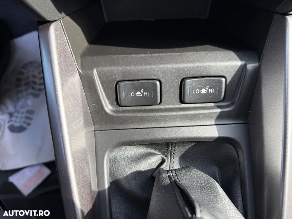 Suzuki Vitara 1.4 Boosterjet 6MT AllGrip MHEV Luxus - 26